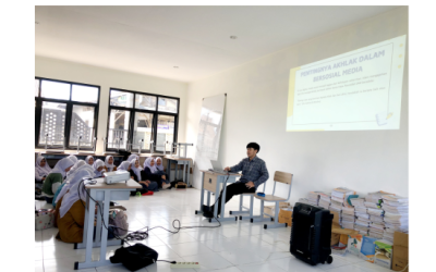 SmartTren: Etika Digital dan Akhlak Bermedia Sosial dalam Islam