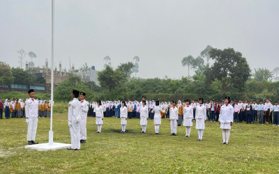 Upacara Bendera Pertama Kami Sekaligus Pembukaan Kegiatan MPLS Tahun Ajaran 2025-2026