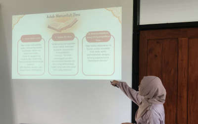 SmartTren: Menuntut Ilmu, Jalan Menuju Cahaya